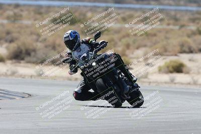 media/Oct-02-2025-Racers Edge (Thu) [[2c91cb6ab3]]/3-B Group/Session 3-Turn 16 (12pm)/